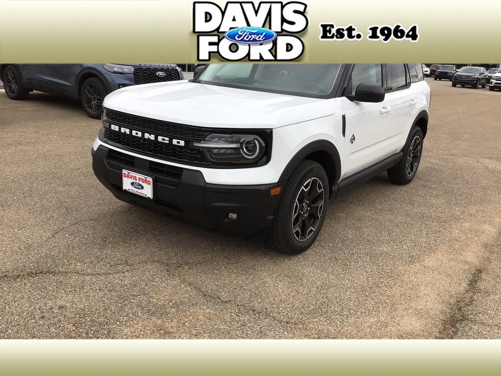 New 2025 Ford Bronco Sport Outer Banks image 4