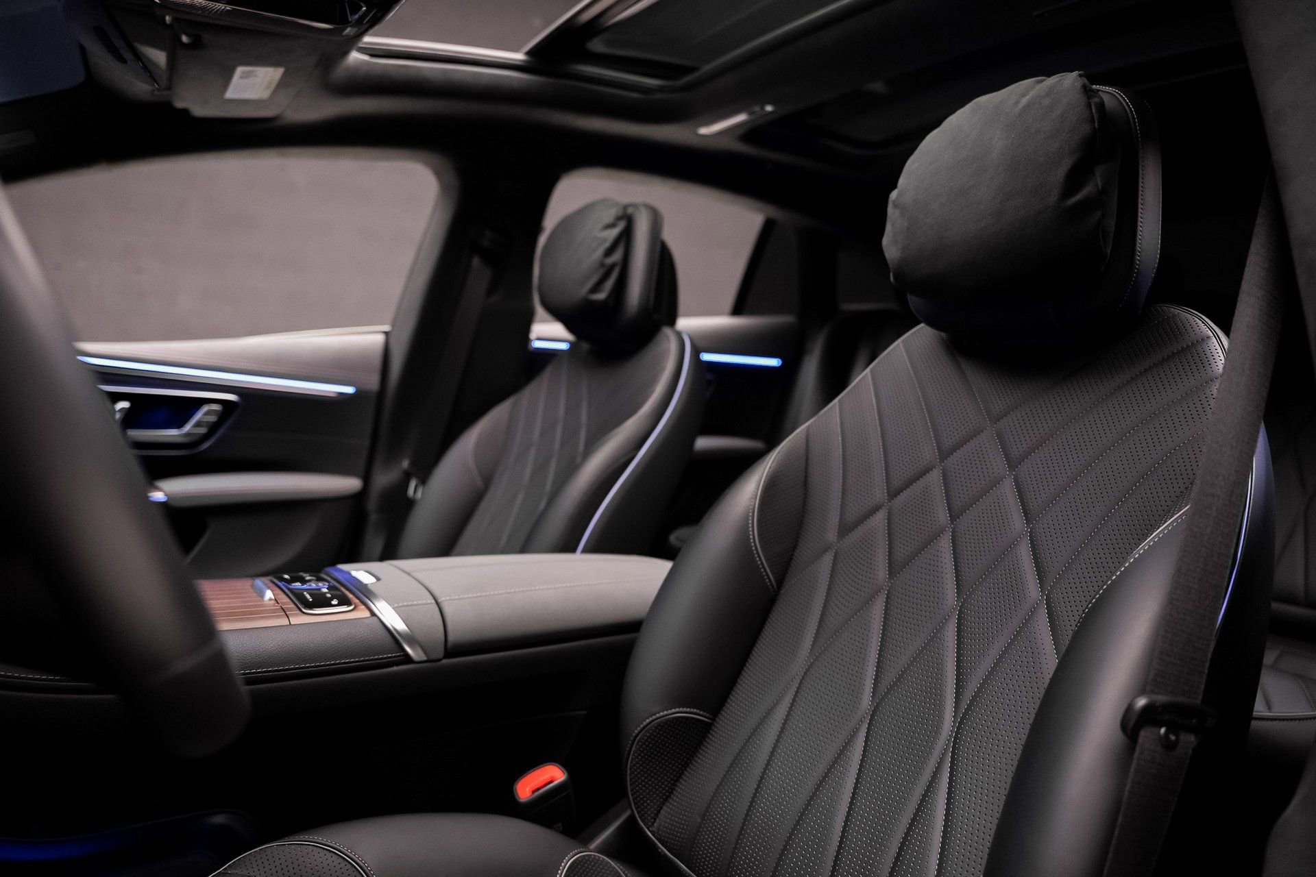 Used 2023 Mercedes-Benz EQS 580 4MATIC Sedan image 59