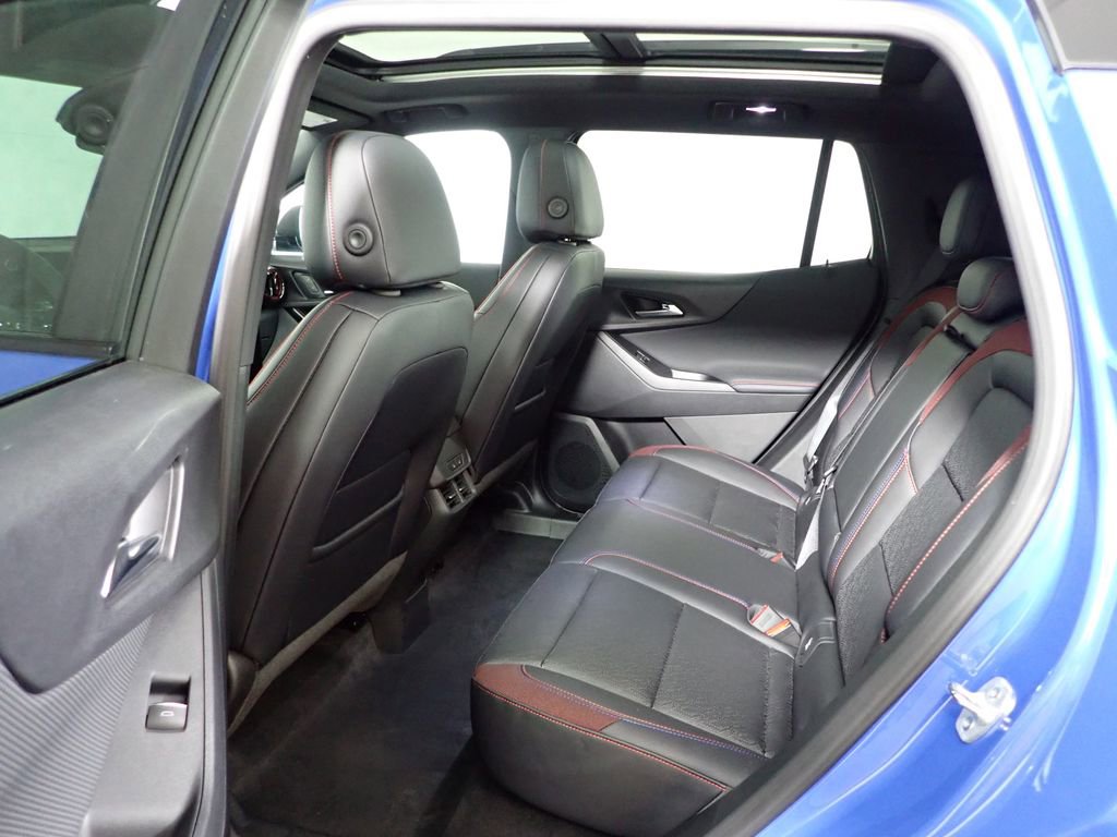 Used 2026 Chevrolet Equinox RS w/ Convenience Package III image 33