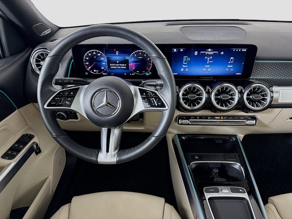 Used 2024 Mercedes-Benz GLB 250 GLB 250 image 22