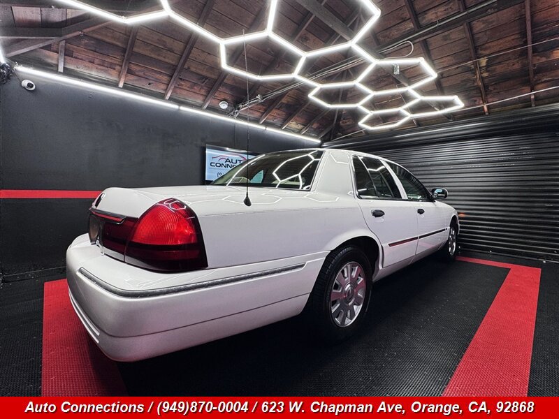 Used 2005 Mercury Grand Marquis LS RWD image 3