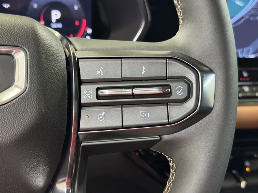 New 2025 GMC Canyon AT4 w/ Nightfall Edition image 34