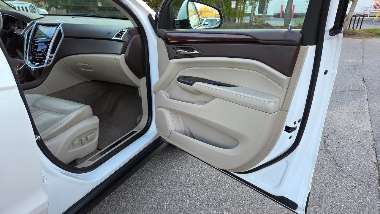Used 2015 Cadillac SRX Premium AWD/4WD image 36