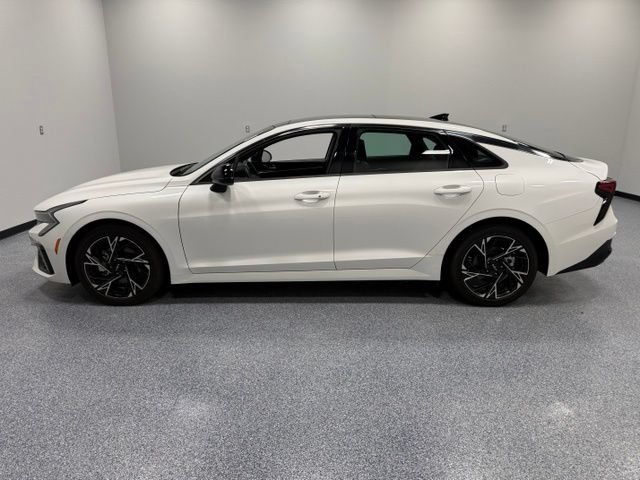 Used 2025 Kia K5 GT-Line w/ GT-Line Premium Package FWD image 8