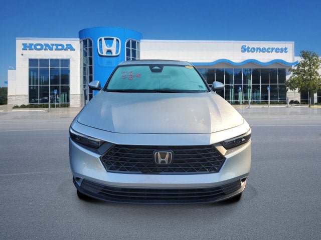 Used 2023 Honda Accord EX image 3