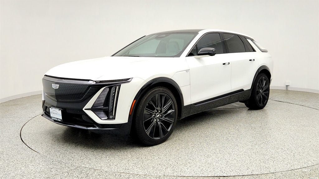 Used 2024 Cadillac Lyriq Sport RWD image 1