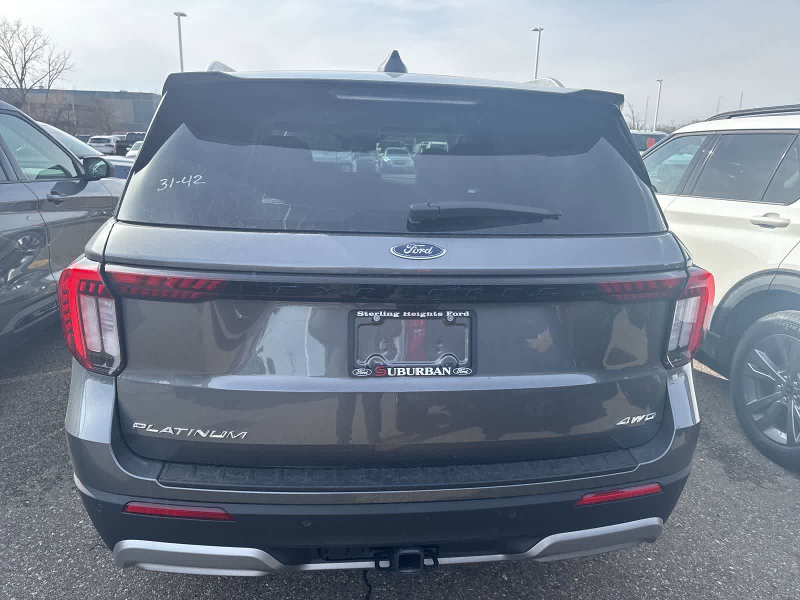 New 2026 Ford Explorer Platinum w/ LUX Leather Package AWD/4WD image 10