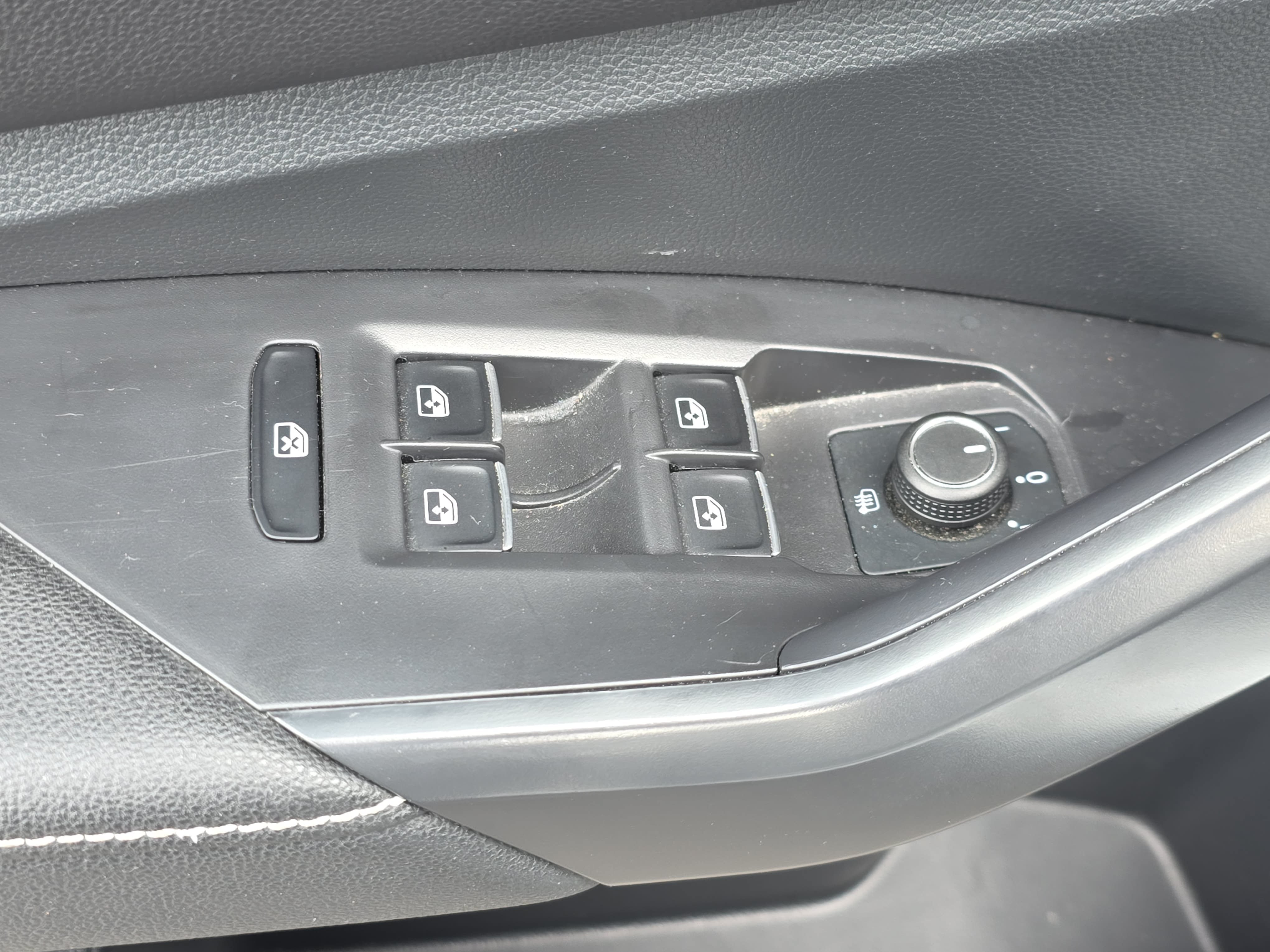 Used 2024 Volkswagen Jetta S FWD image 25