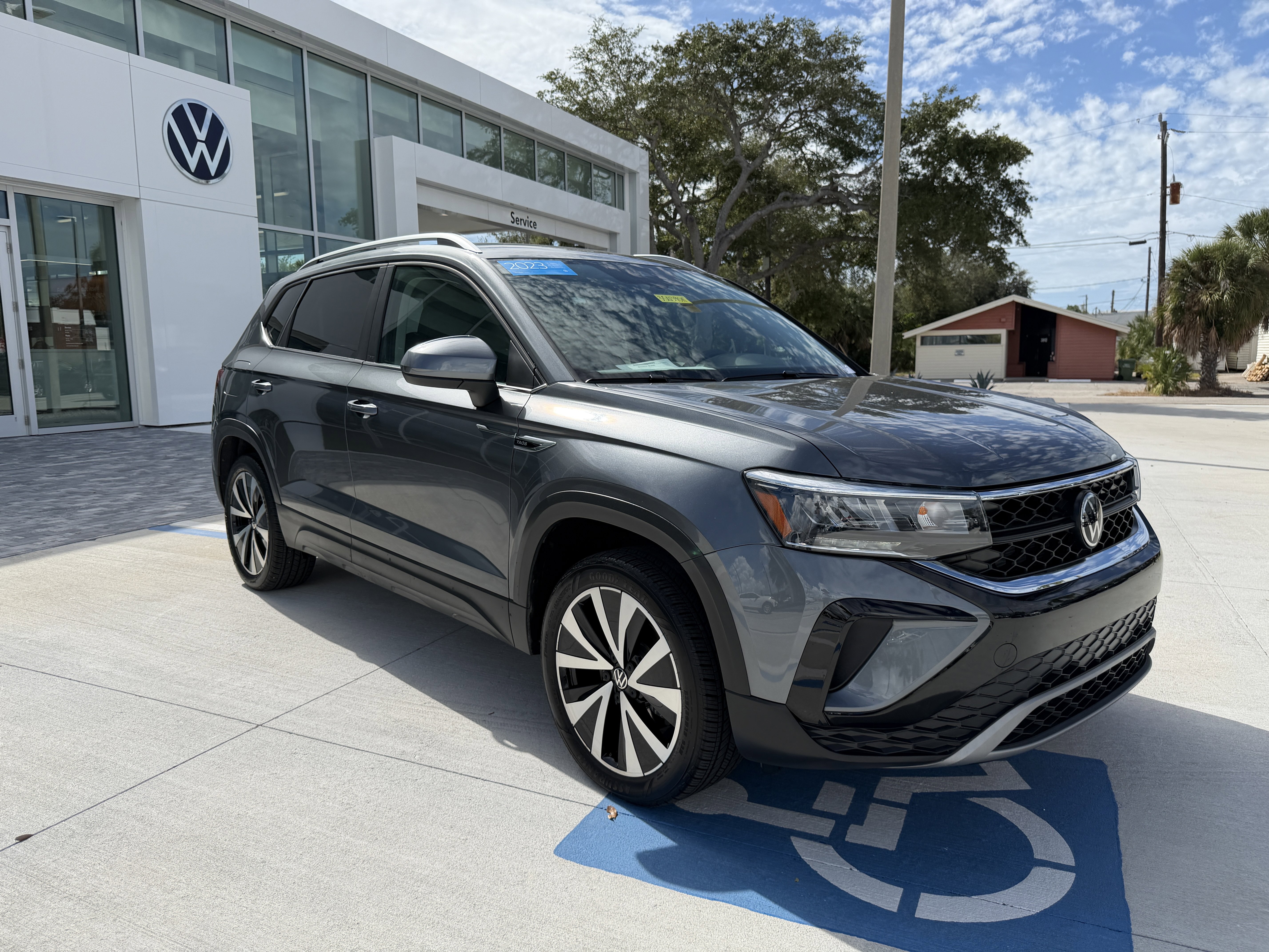 Used 2023 Volkswagen Taos SE