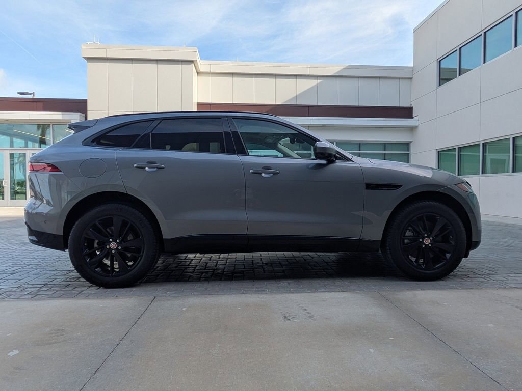 Used 2021 Jaguar F-PACE S image 4