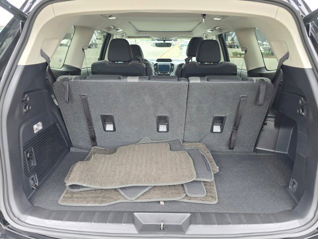 Used 2022 Subaru Ascent Onyx Edition image 16