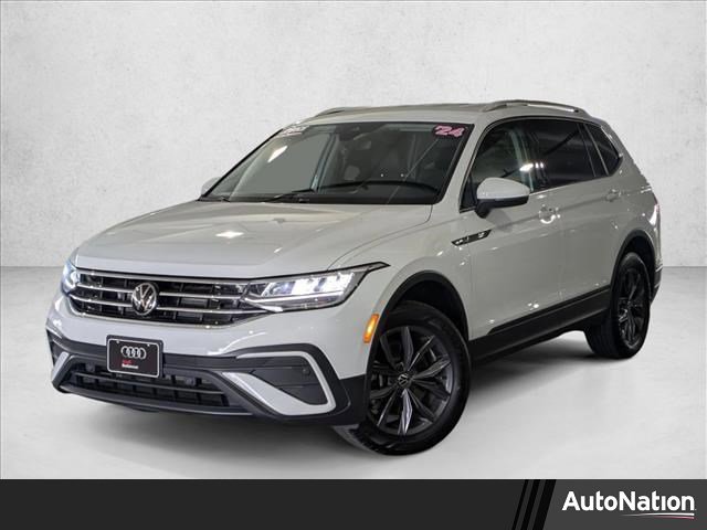 Used 2024 Volkswagen Tiguan Wolfsburg Edition image 1