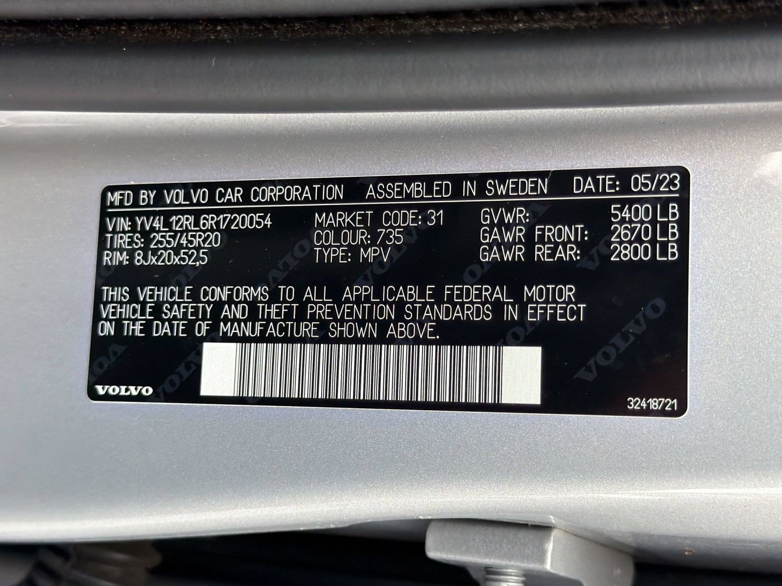 Certified 2024 Volvo XC60 B5 Plus AWD/4WD image 25