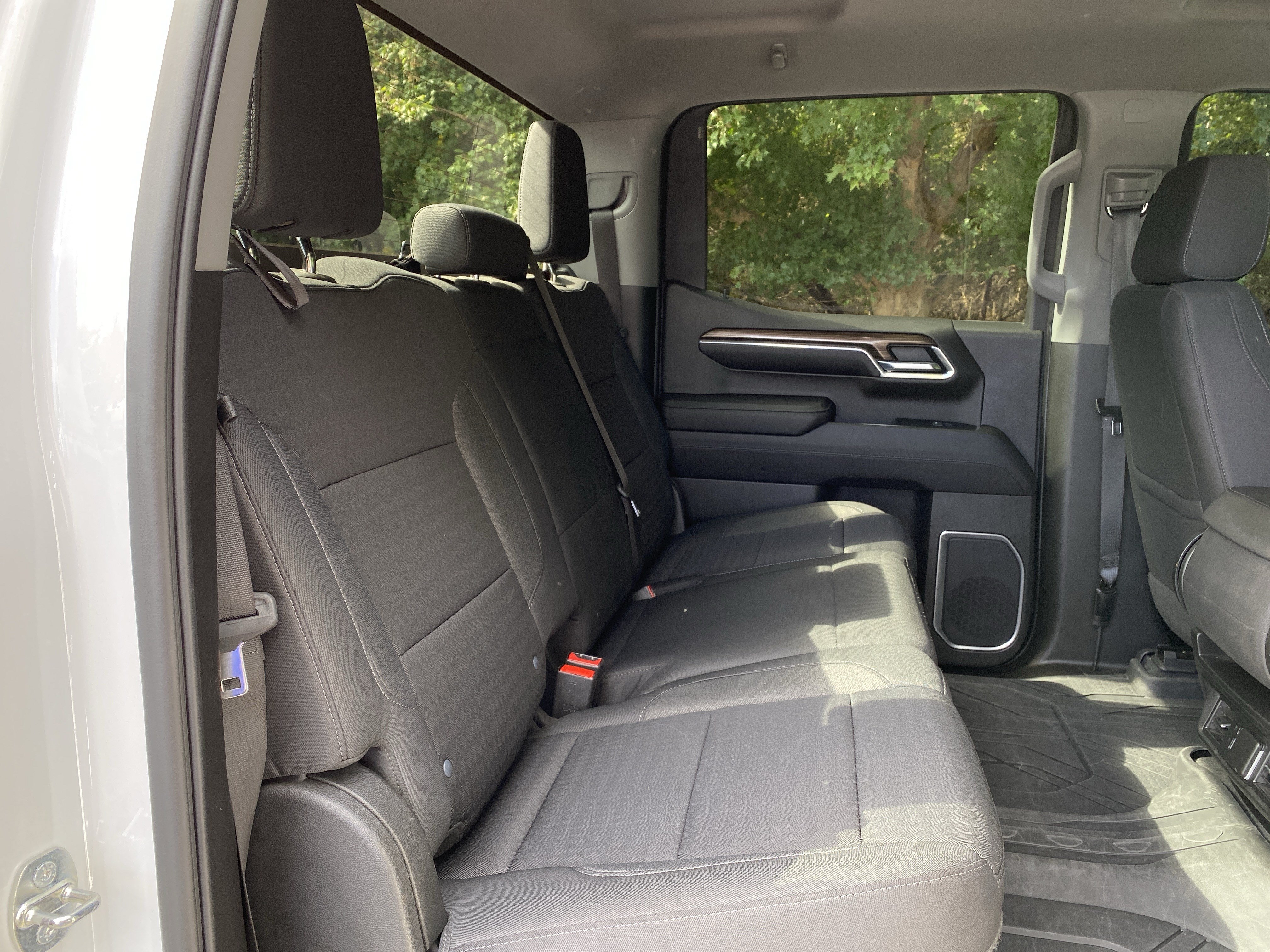 Used 2023 Chevrolet Silverado 1500 LT RWD image 36