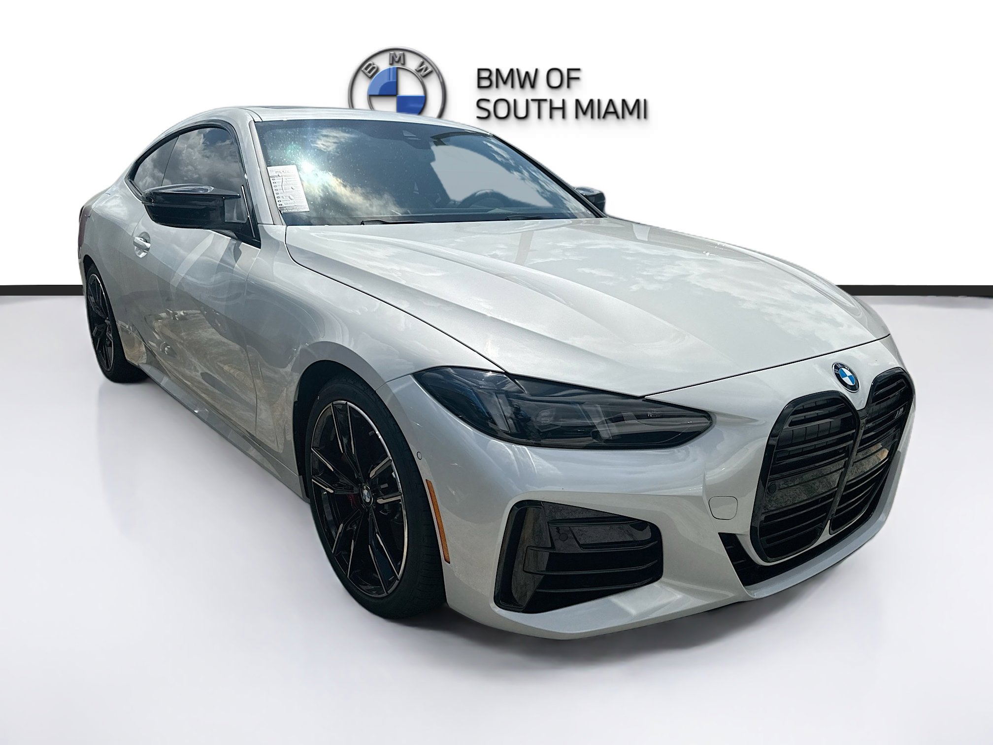 New 2026 BMW M440i Coupe w/ Premium Package RWD image 1