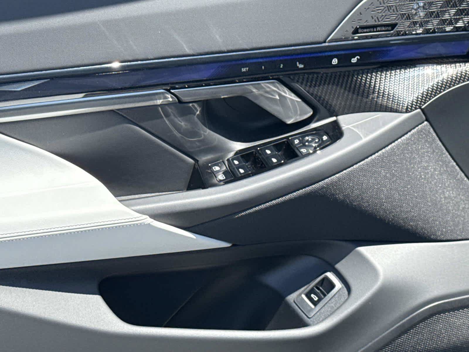 New 2027 BMW M5 w/ Carbon Package AWD/4WD image 27