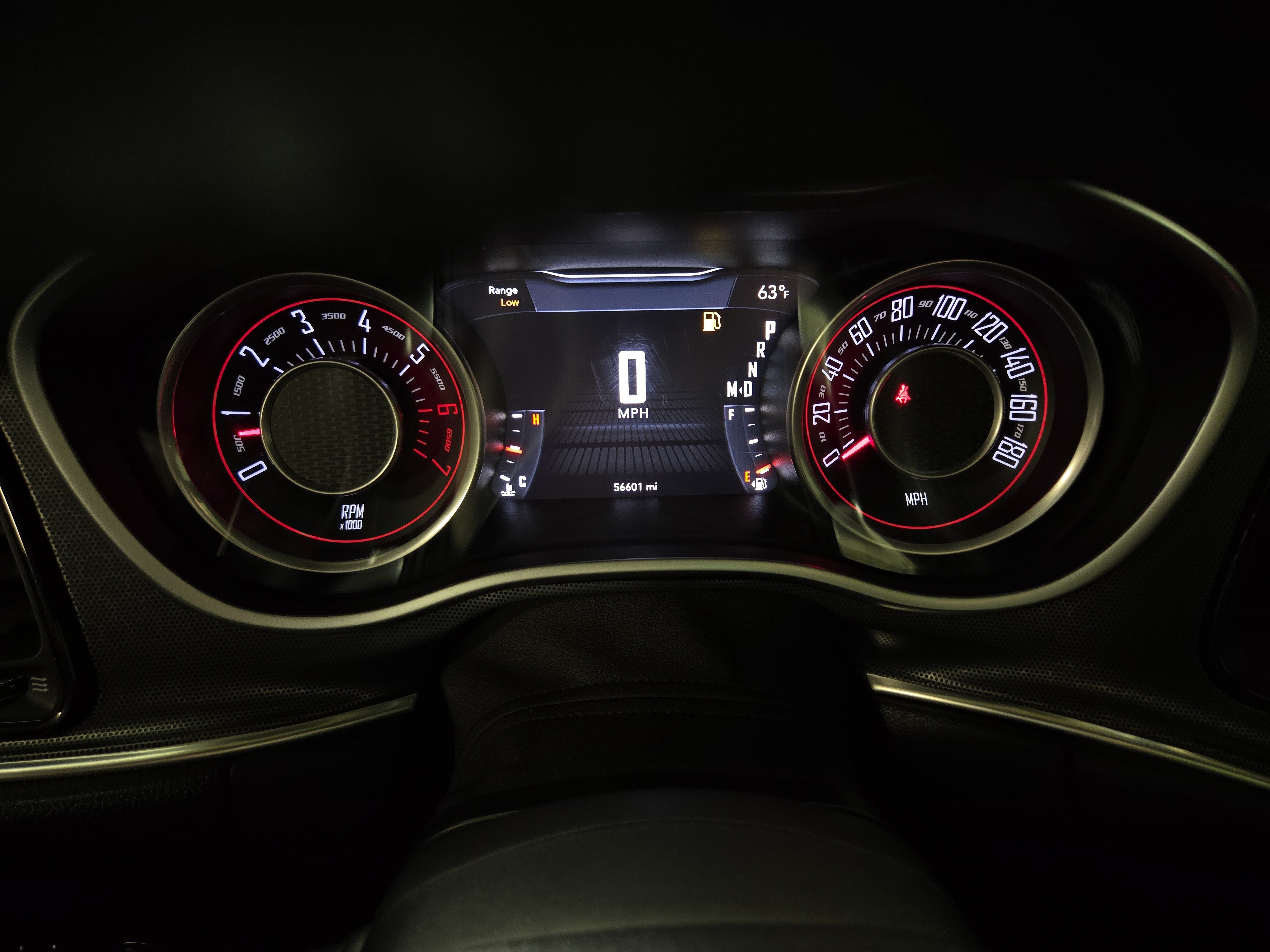 Used 2015 Dodge Challenger R/T Scat Pack w/ Leather Interior Group RWD image 18