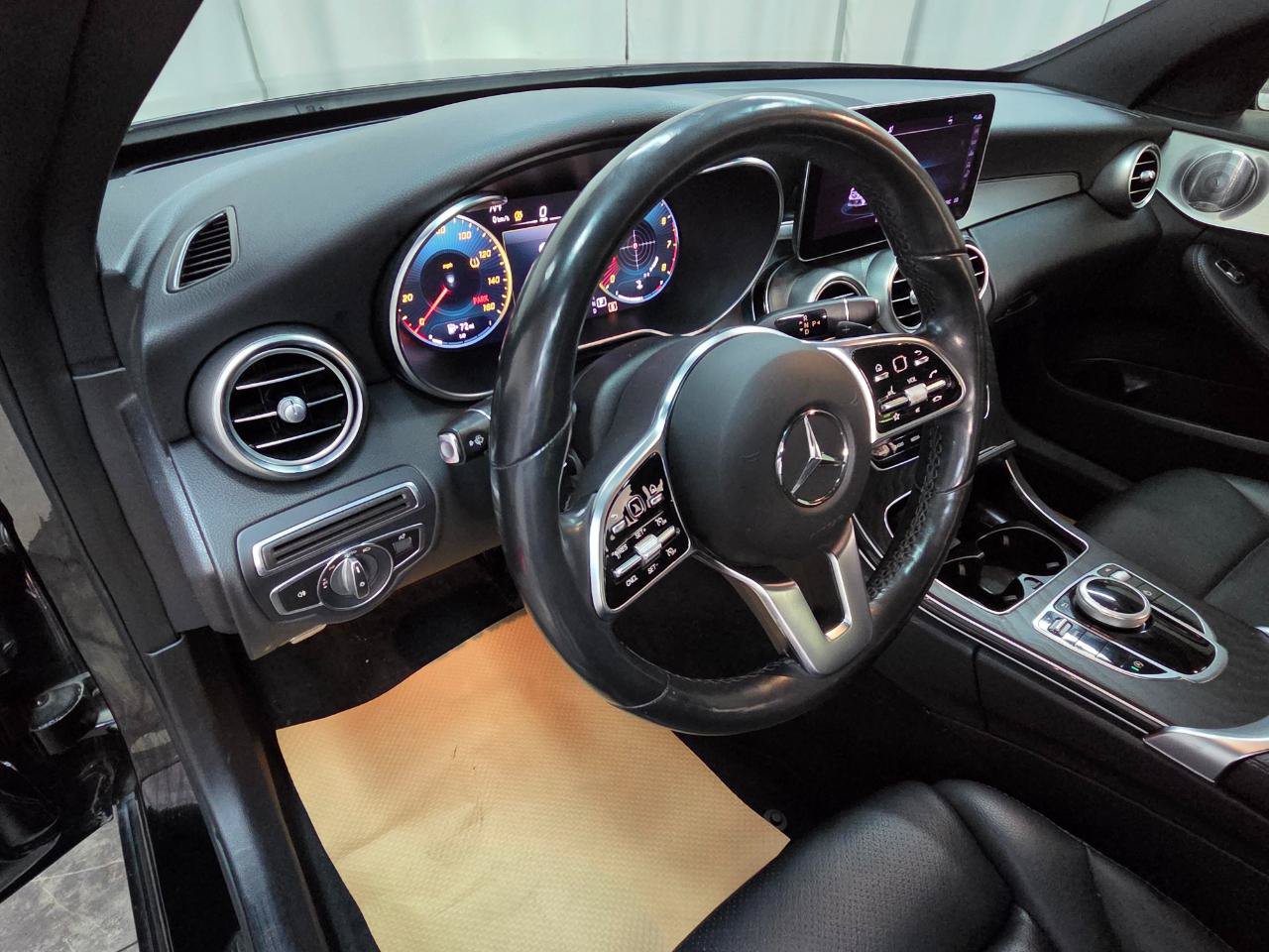 Used 2020 Mercedes-Benz C 300 4MATIC Sedan image 21