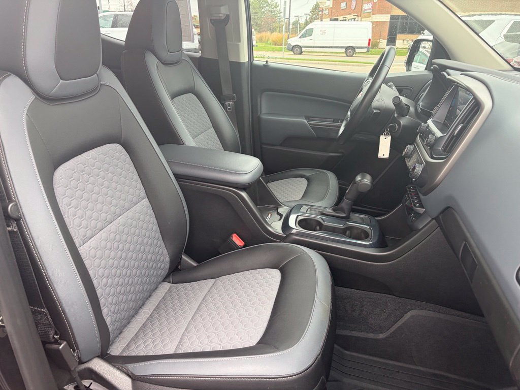 Used 2019 Chevrolet Colorado Z71 AWD/4WD image 26