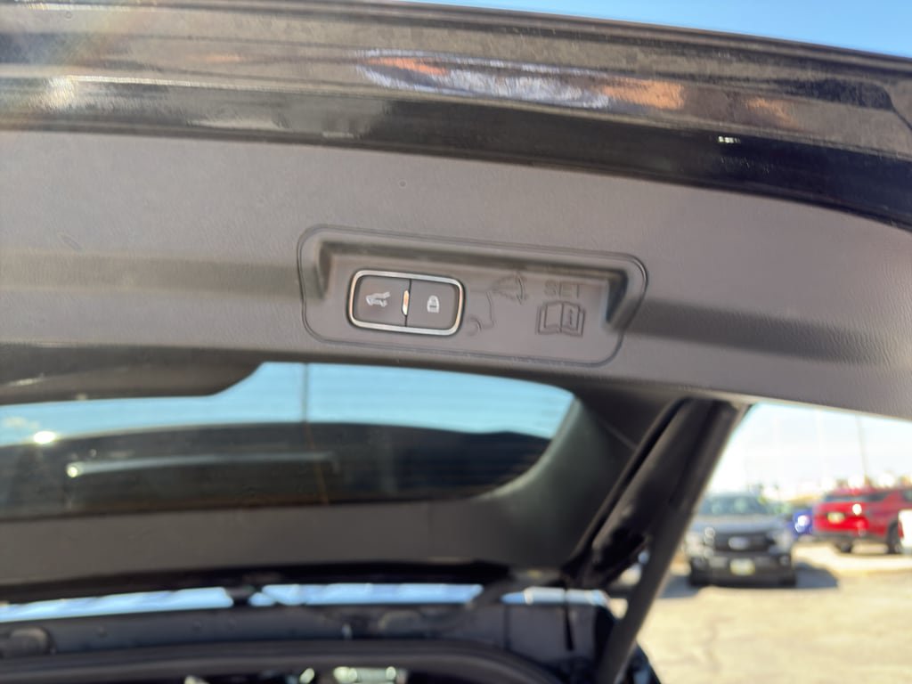 Used 2020 Ford Explorer Platinum AWD/4WD image 26