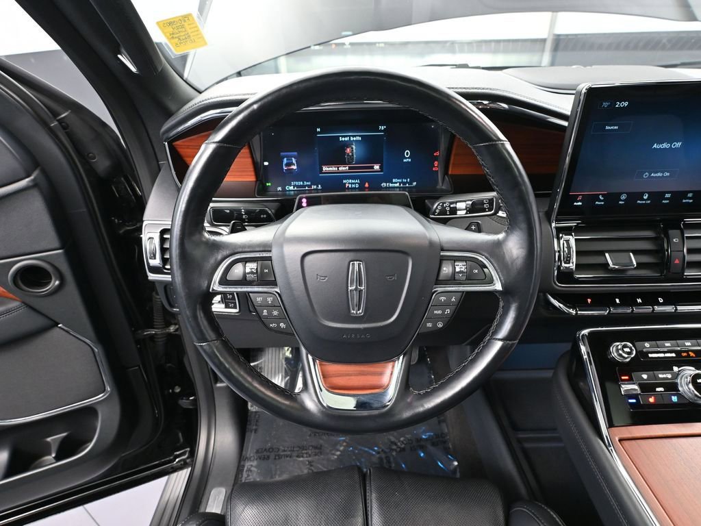 Used 2024 Lincoln Navigator Reserve image 26