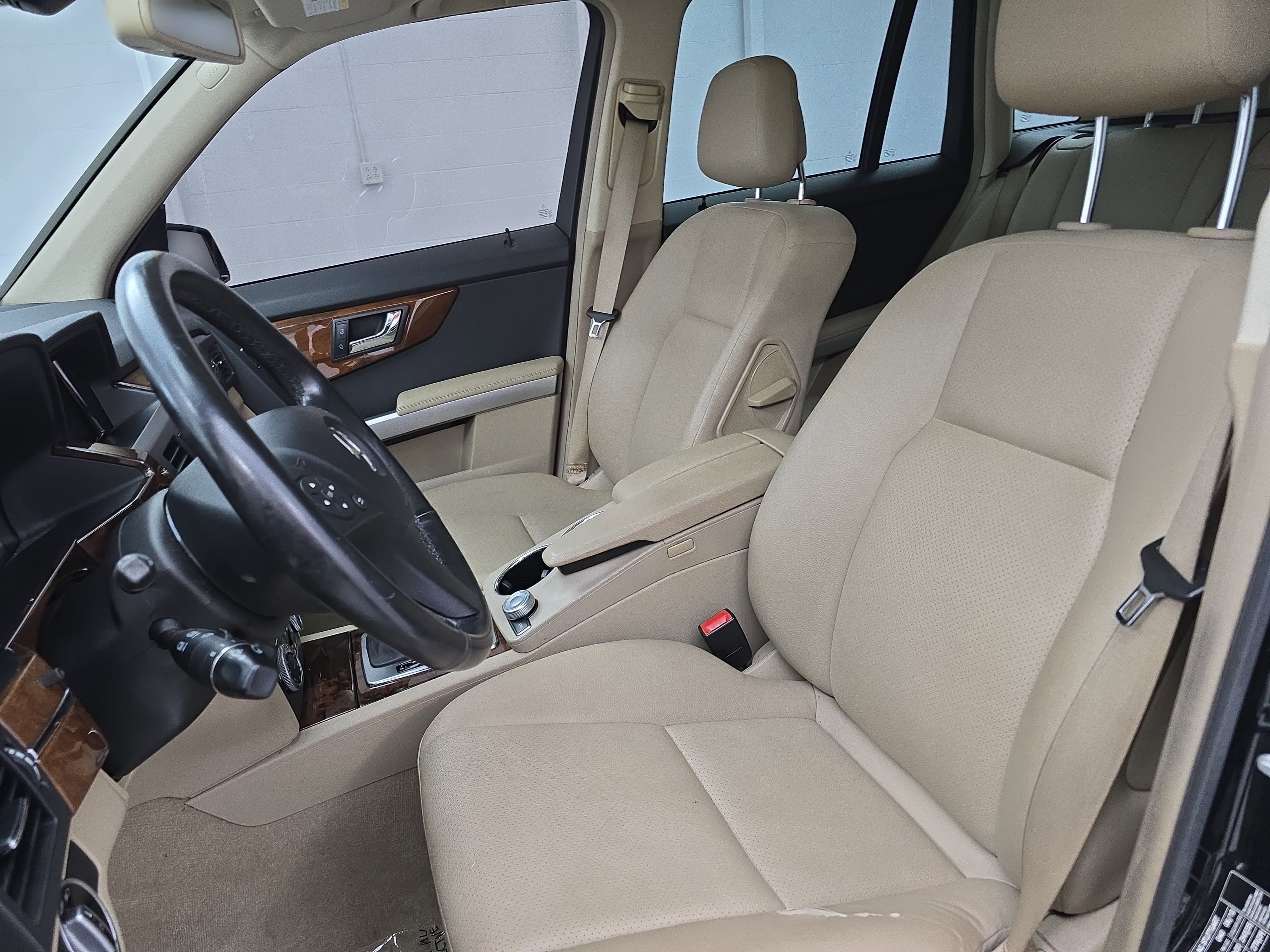 Used 2011 Mercedes-Benz GLK 350 2WD image 15