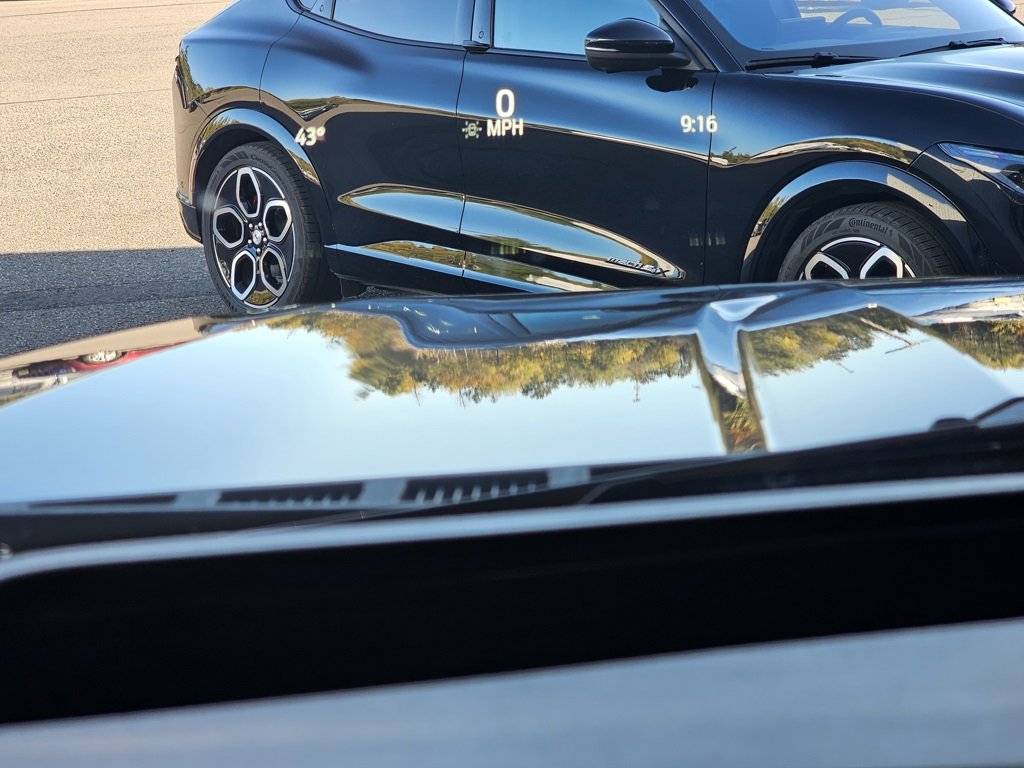 New 2025 Ford F150 Lariat w/ Equipment Group 502A High image 17