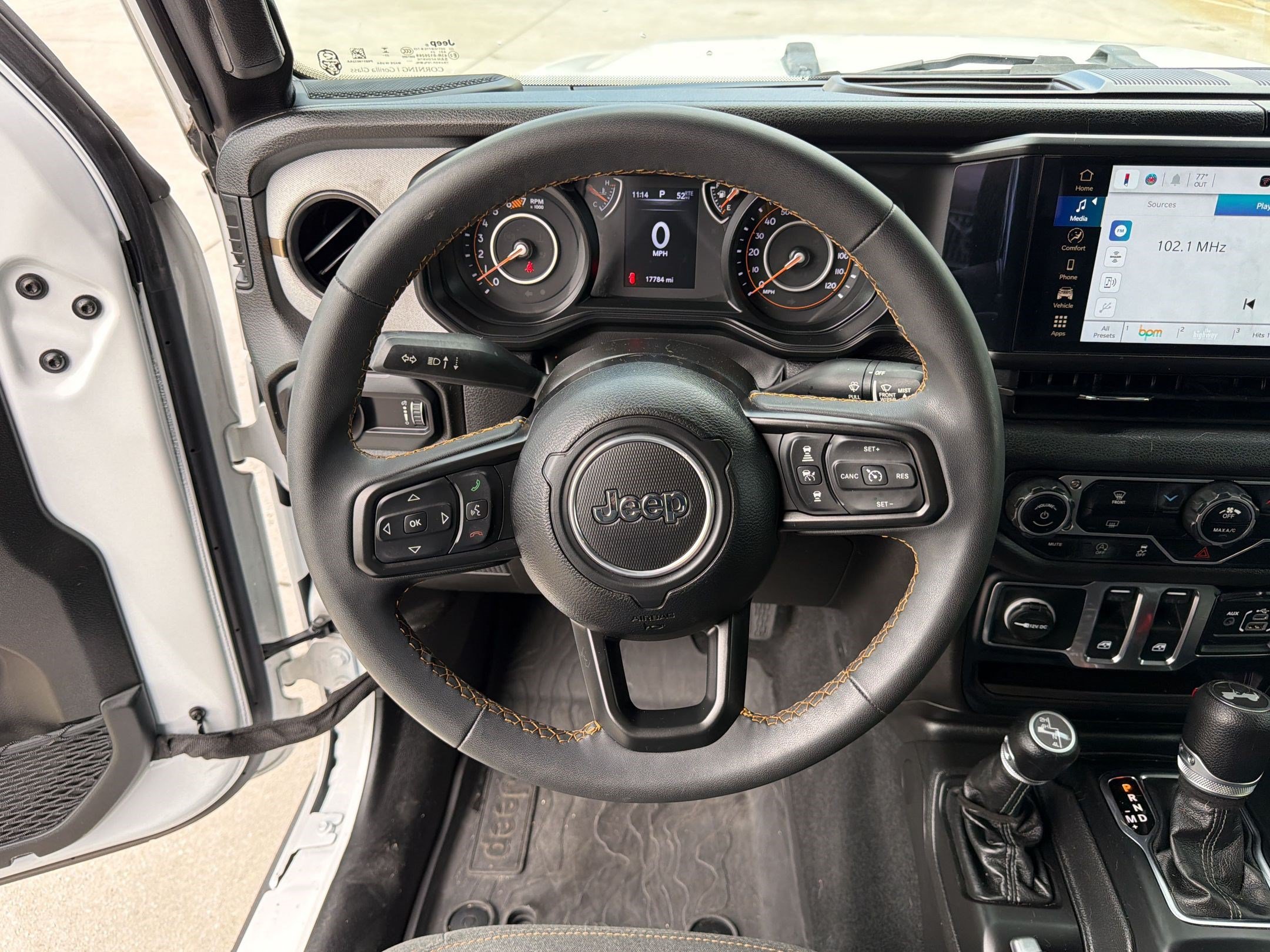 Used 2024 Jeep Wrangler Sport AWD/4WD image 26