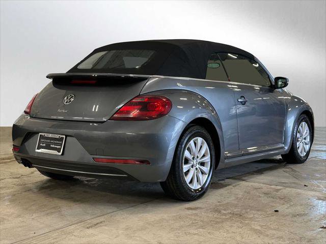 Used 2018 Volkswagen Beetle 2.0T Coast image 3