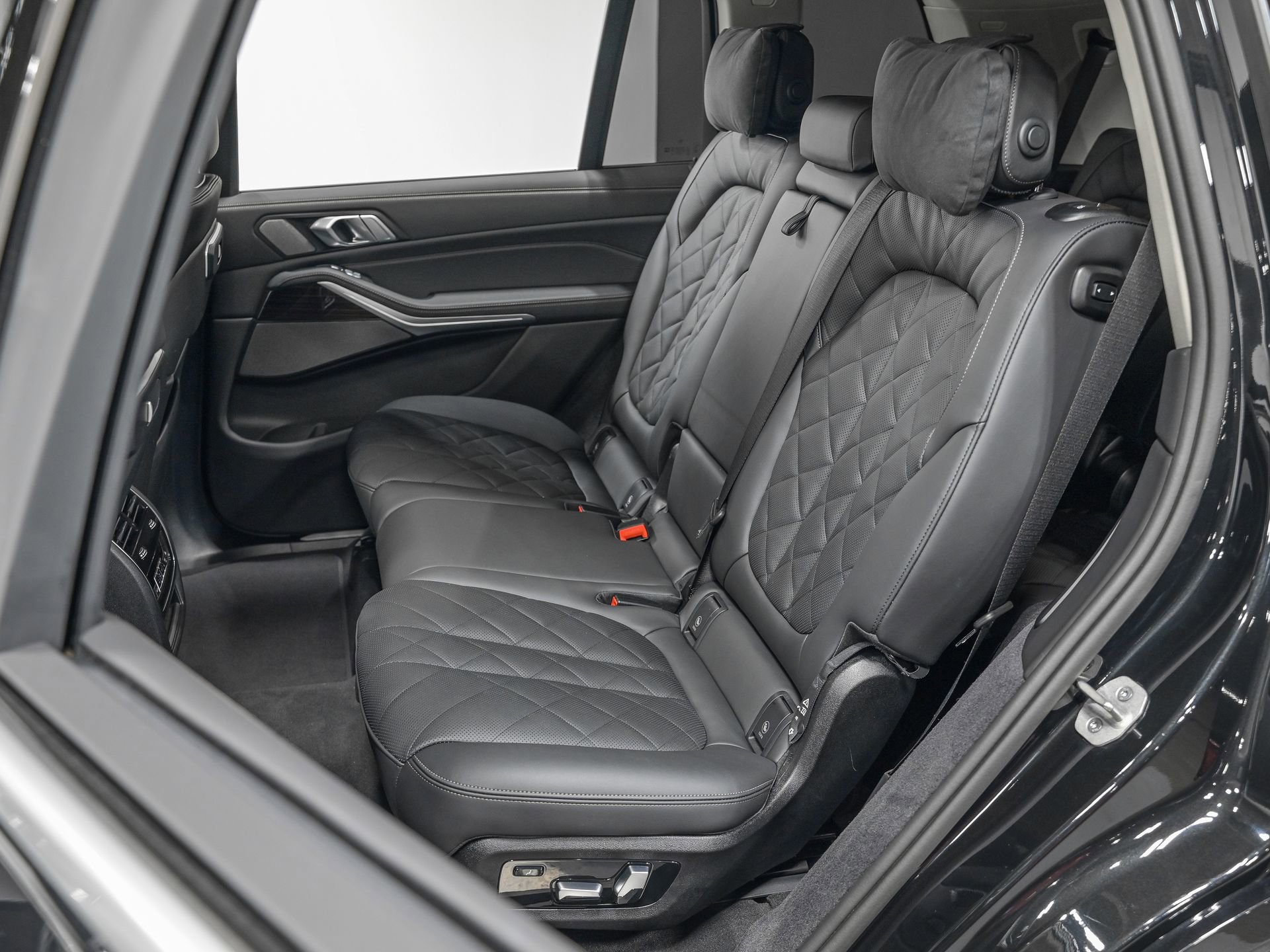 Used 2026 BMW X7 xDrive40i image 28