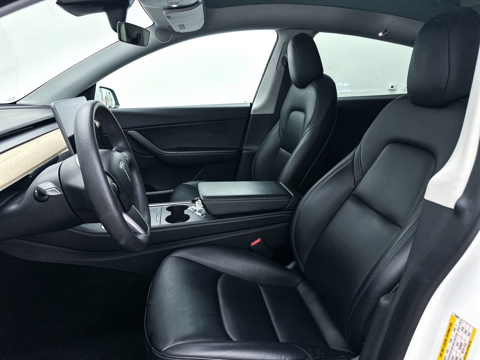 Used 2021 Tesla Model Y Long Range AWD/4WD image 18
