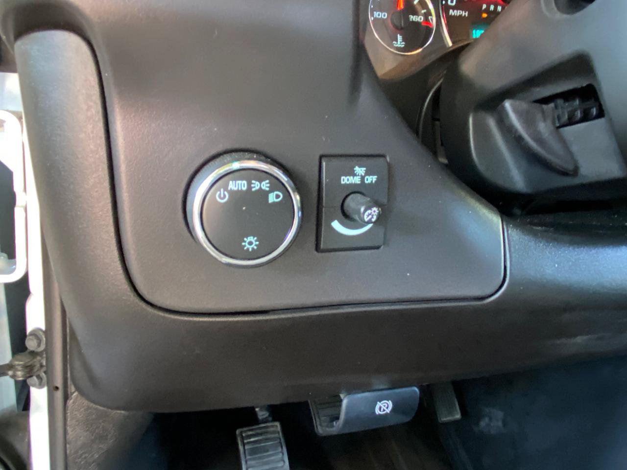 Used 2025 Chevrolet Express 2500 w/ Driver Convenience Package RWD image 47