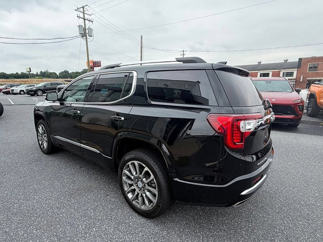 Used 2023 GMC Acadia Denali w/ Denali Technology Package AWD/4WD image 5