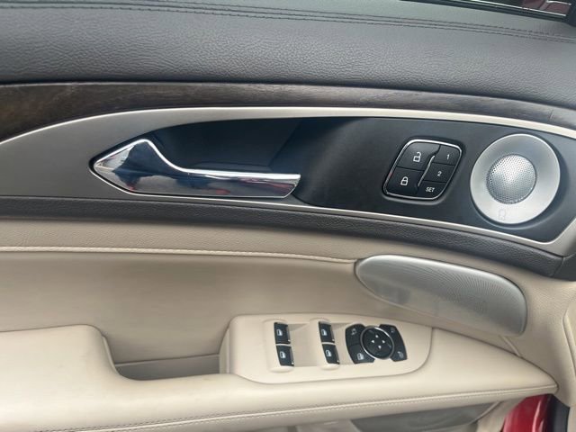 Used 2019 Lincoln MKZ Reserve w/ Luxury Package image 18