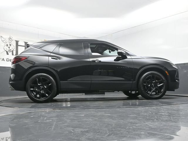 Used 2025 Chevrolet Blazer LT w/ Sound & Technology Package AWD/4WD image 57