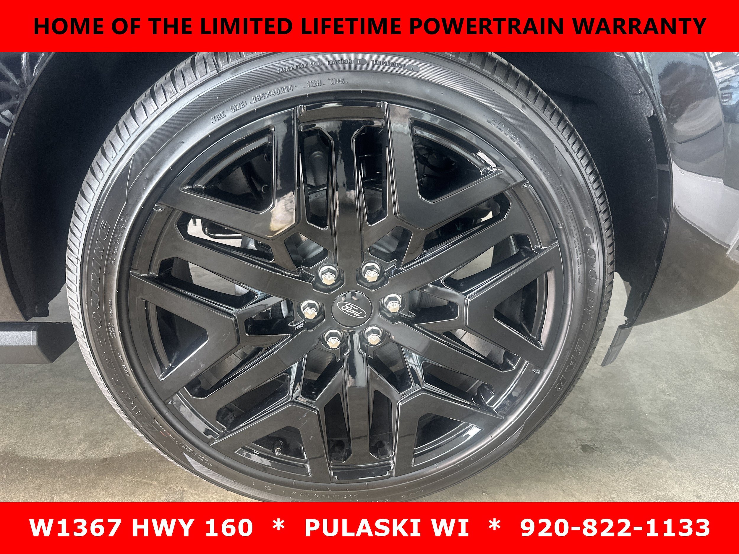 New 2027 Ford Expedition Max Platinum w/ Stealth Performance Package AWD/4WD image 2