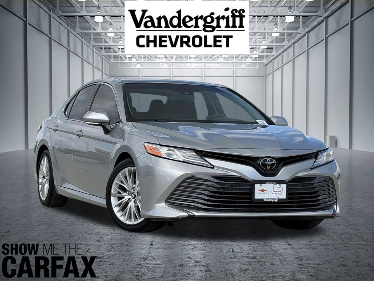 Used 2018 Toyota Camry XLE FWD image 1