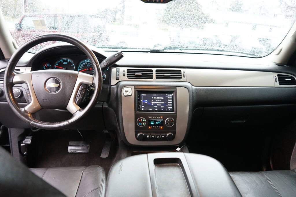 Used 2013 Chevrolet Silverado 3500 LTZ w/ LTZ Plus Package image 15