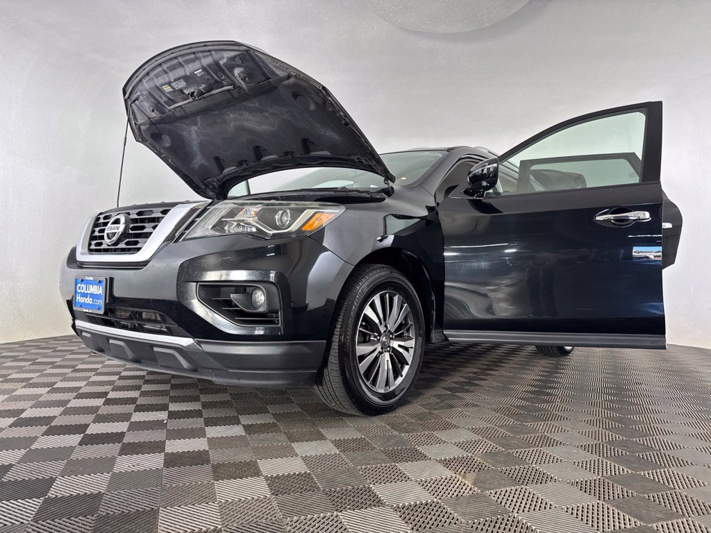 Used 2018 Nissan Pathfinder SL FWD image 17