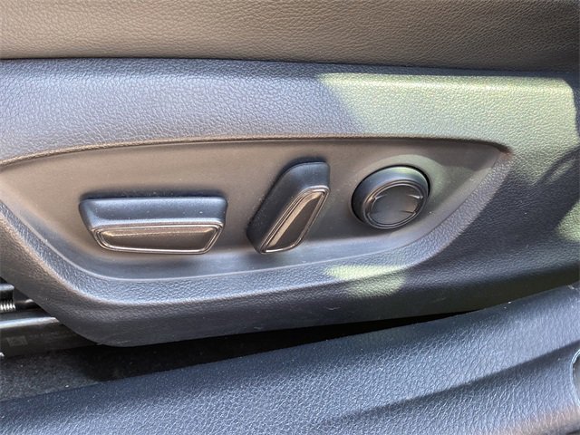 Used 2022 Toyota Camry SE image 21