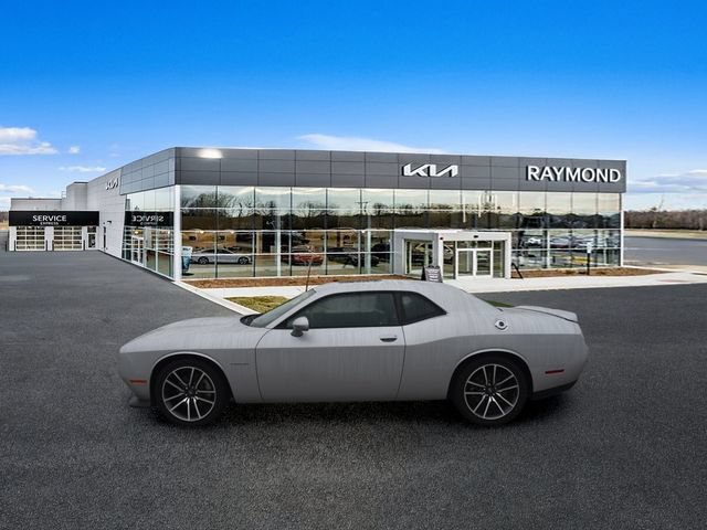 Used 2022 Dodge Challenger R/T w/ Plus Package RWD image 6