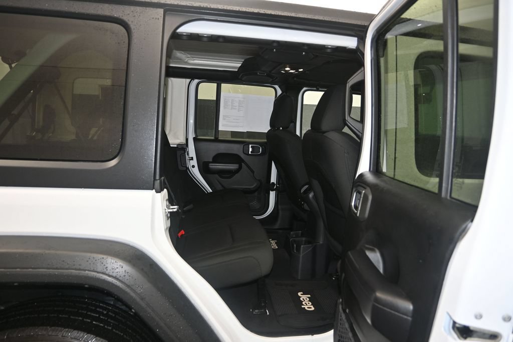 Used 2021 Jeep Wrangler Unlimited Sport AWD/4WD image 23