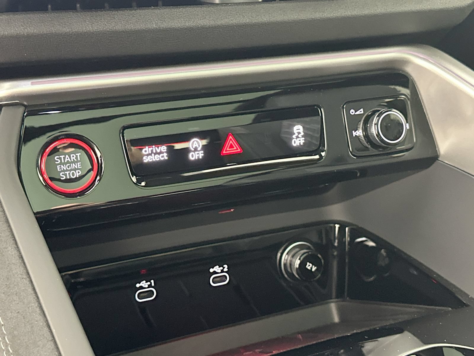 New 2026 Audi SQ5 Premium Plus AWD/4WD image 26