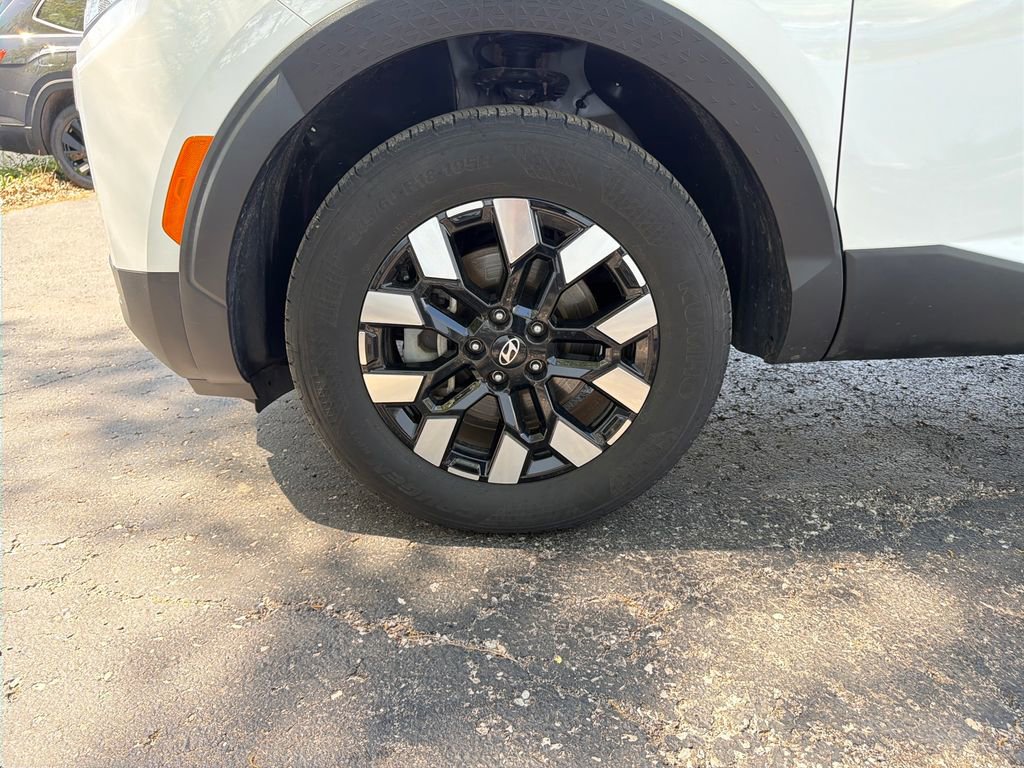 Certified 2025 Hyundai Santa Cruz SEL FWD image 28
