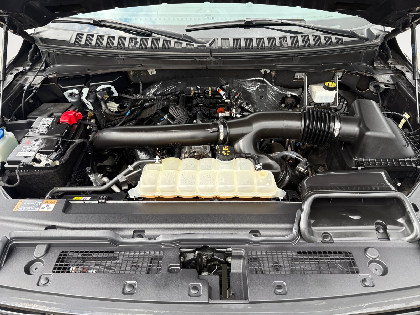 Used 2023 Ford Expedition Limited RWD image 29