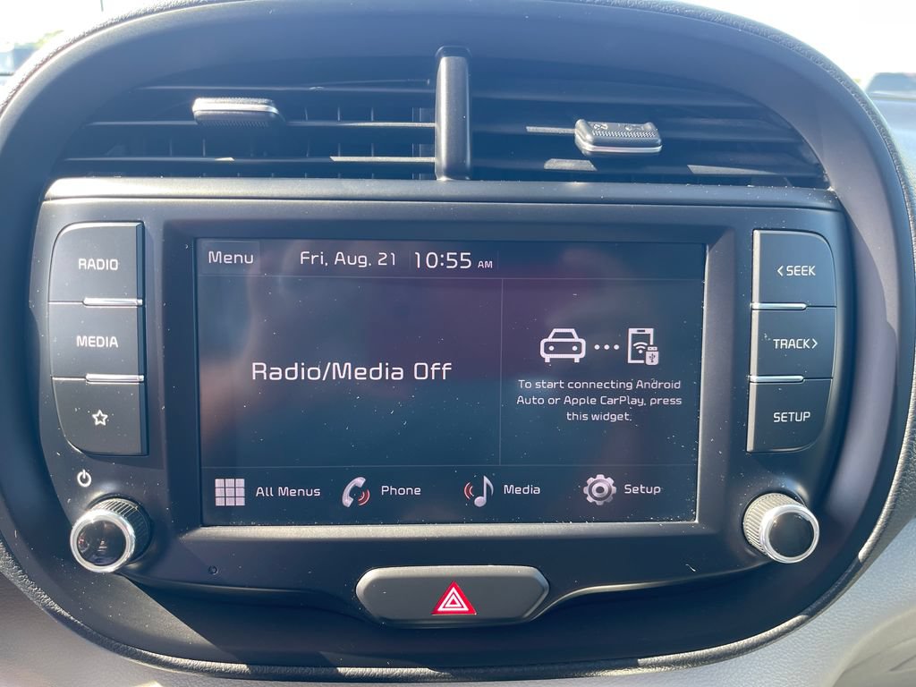 Used 2024 Kia Soul LX FWD image 21