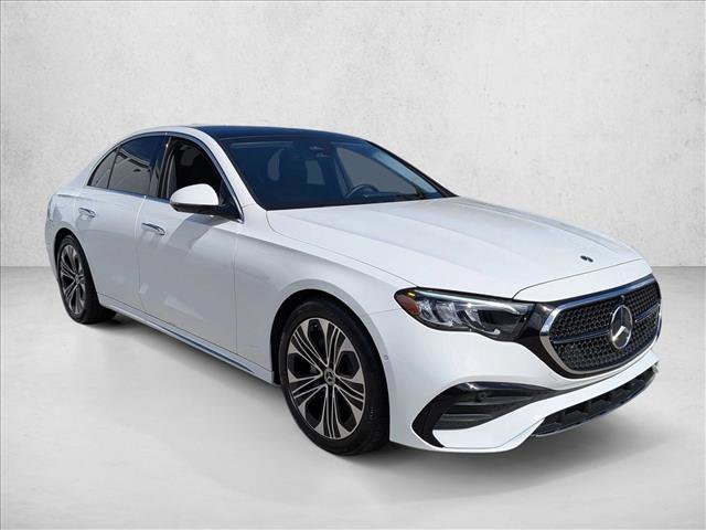 Used 2026 Mercedes-Benz E 350 4MATIC Sedan image 3