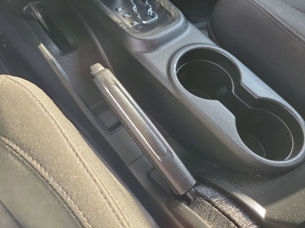 Used 2016 Jeep Wrangler Unlimited Sport w/ Quick Order Package 24S AWD/4WD image 29