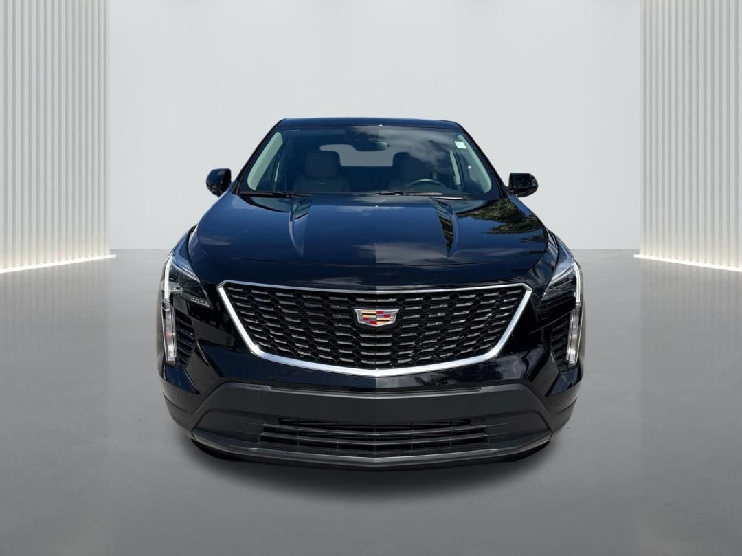 Used 2023 Cadillac XT4 Luxury w/ Driver Awareness Package image 2