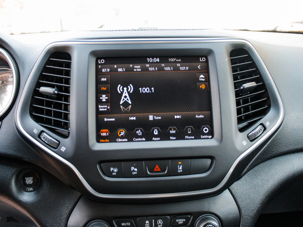 Used 2023 Jeep Cherokee Altitude Lux AWD/4WD image 17